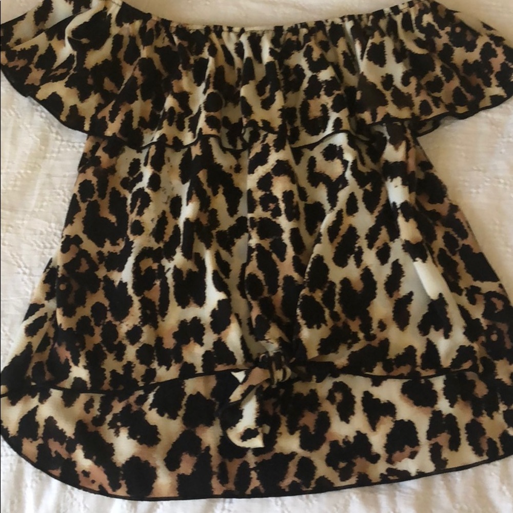 OFF SHOULDER LEOPARD PRINT TOP - Picture 5 of 6